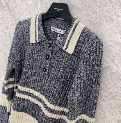 Knitted lapel long sleeves