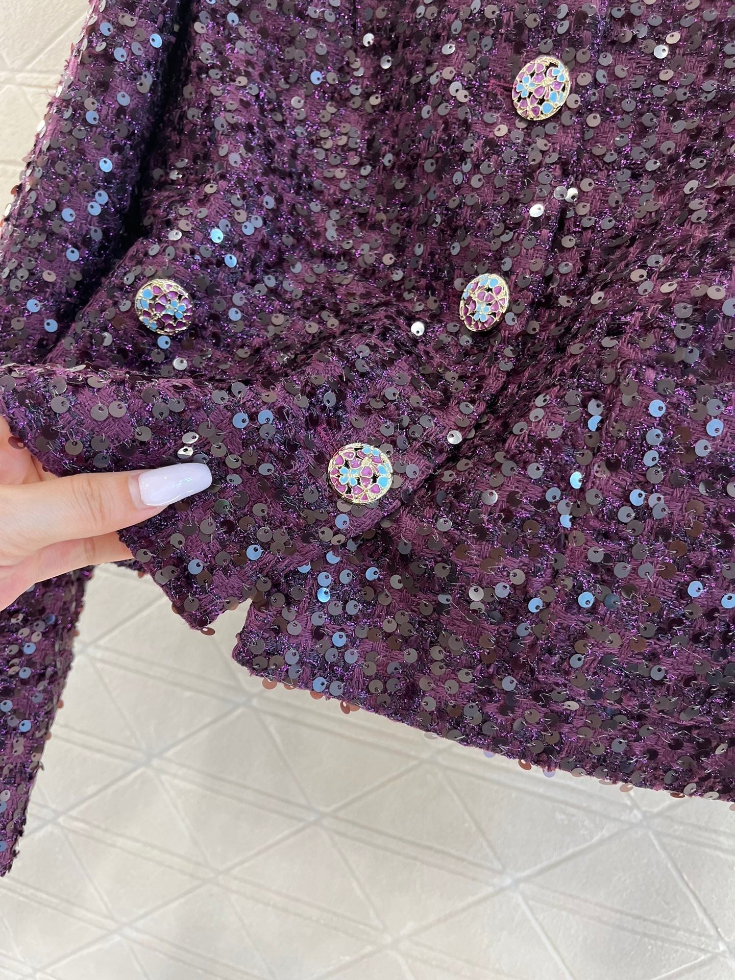 Brooch tweed sequined braided coat