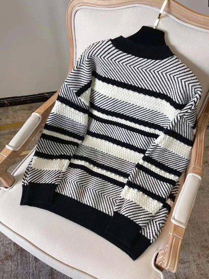 Double C logo contrast stripes fashionable loose sweater