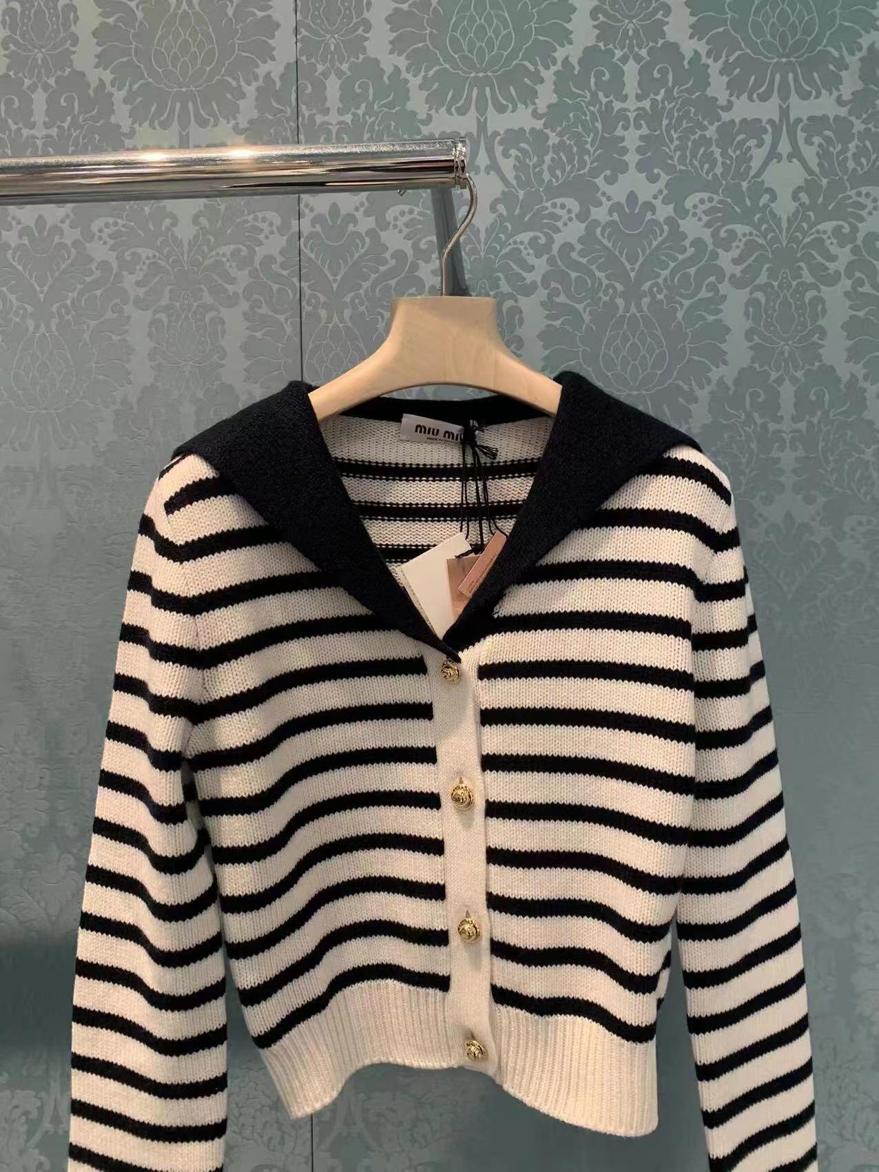 M color-block striped single-breasted casual cashmere sweater