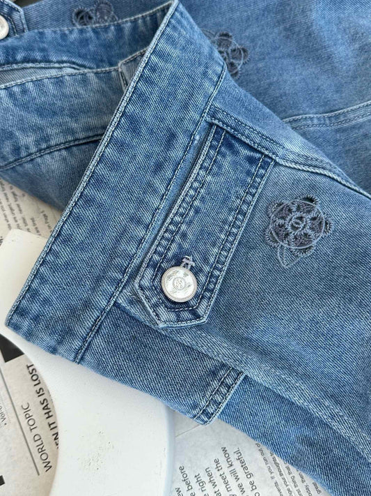 Camellia embroidered logo denim jacket