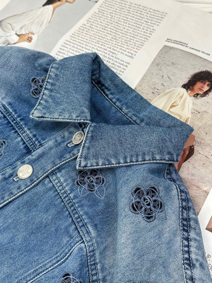 Camellia embroidered logo denim jacket