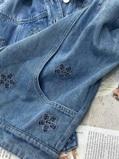 Camellia embroidered logo denim jacket