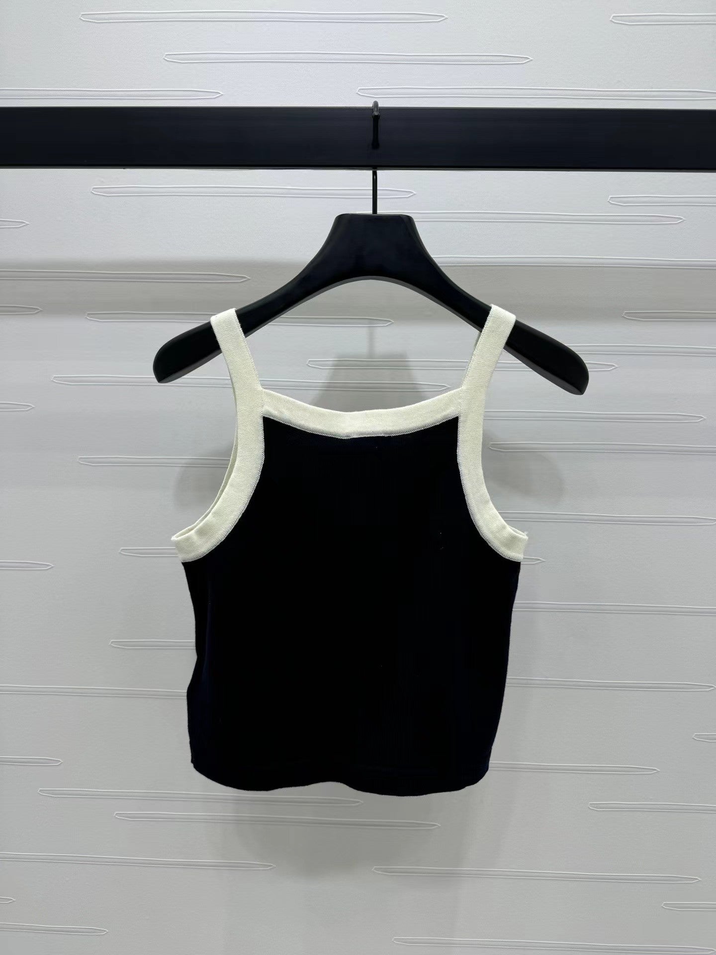 CL autumn new logo knitted camisole