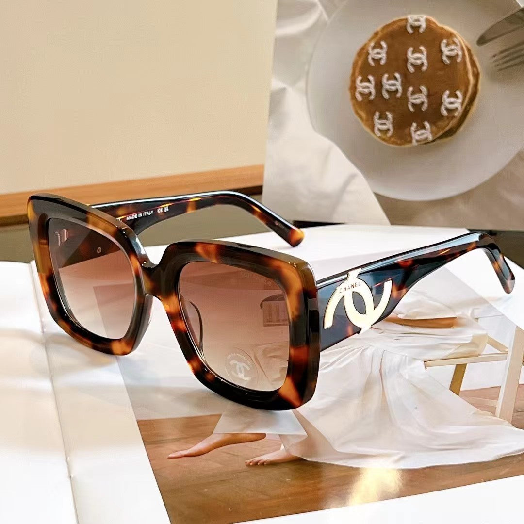 CC new retro style big logo sunglasses