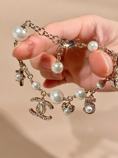 CC New High Quality Pearl Diamond Bracelet