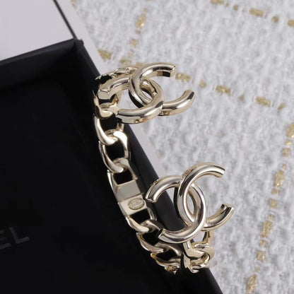 CC new semi-closed logo bracelet