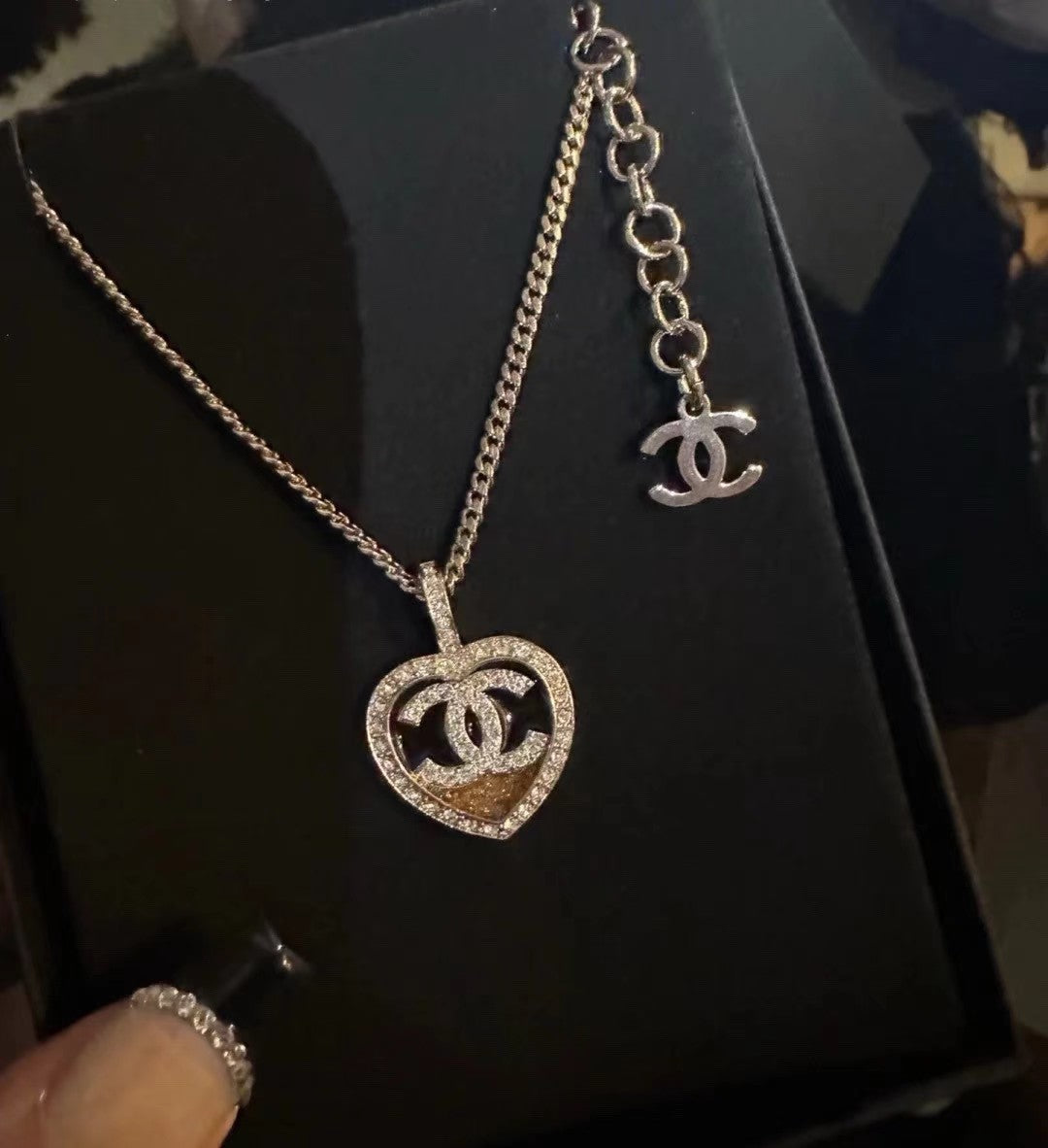 CC heart-shaped diamond necklace