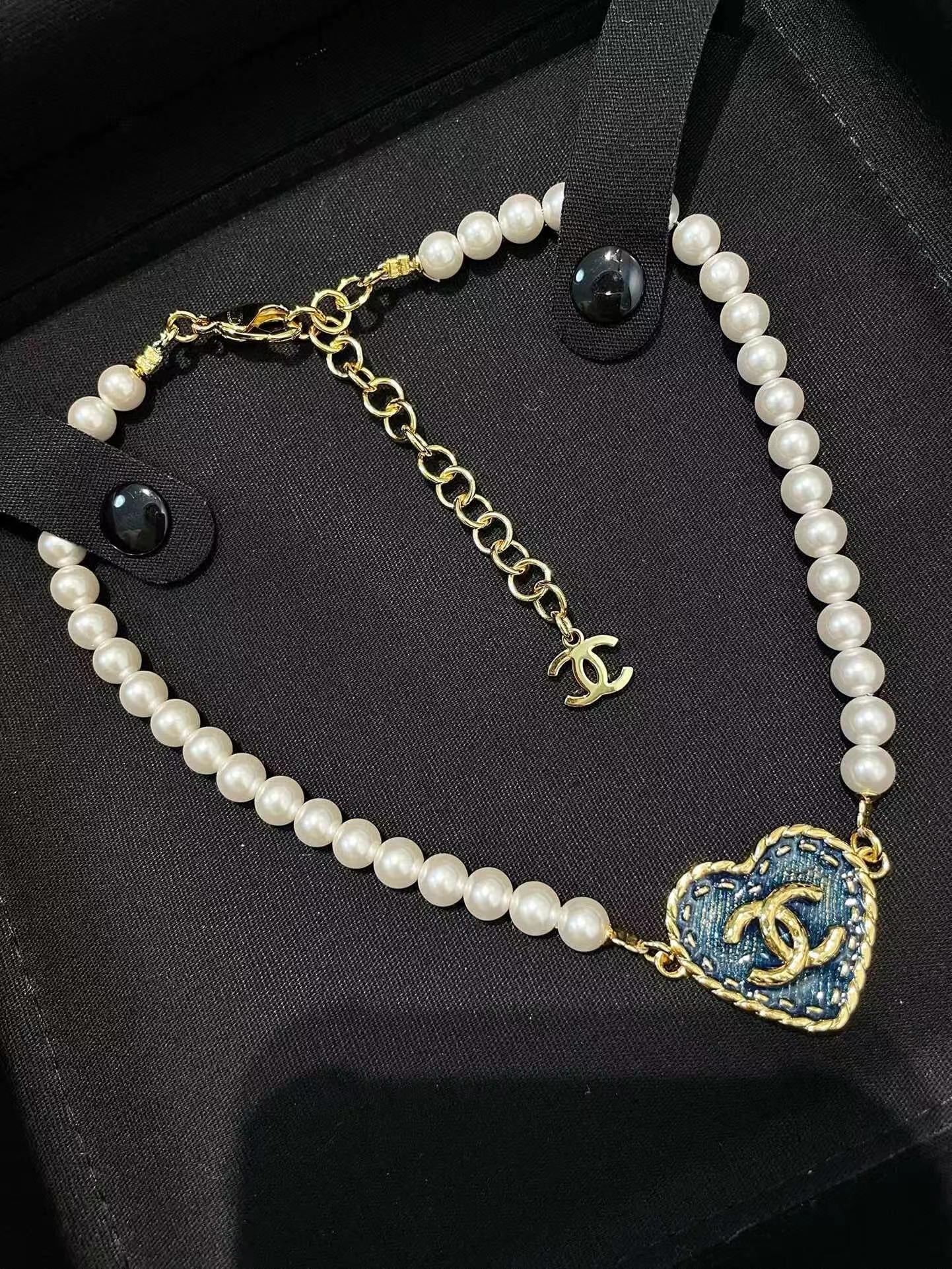 CC new blue heart-shaped pendant pearl necklace