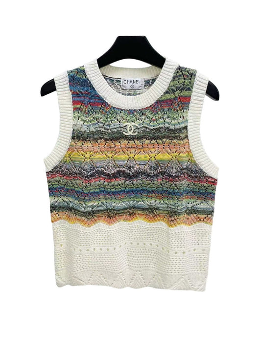 Chane New Gradient Color Stripe Knit Vest