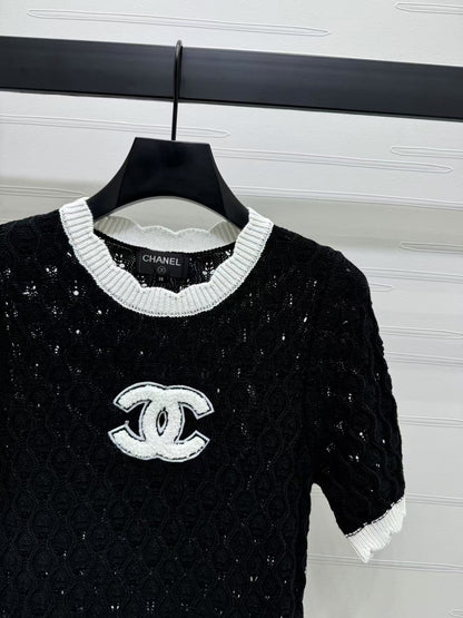 2024 Fashionable Knitted Hollow T-Shirt