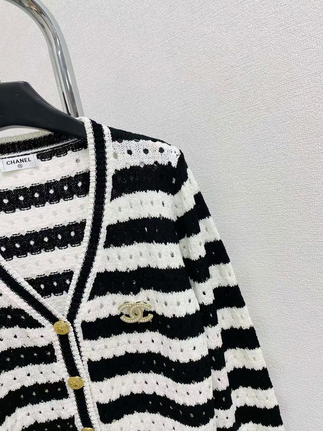 CC new contrast striped sweater