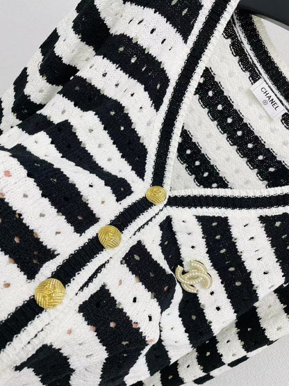 CC new contrast striped sweater