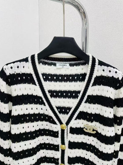 CC new contrast striped sweater