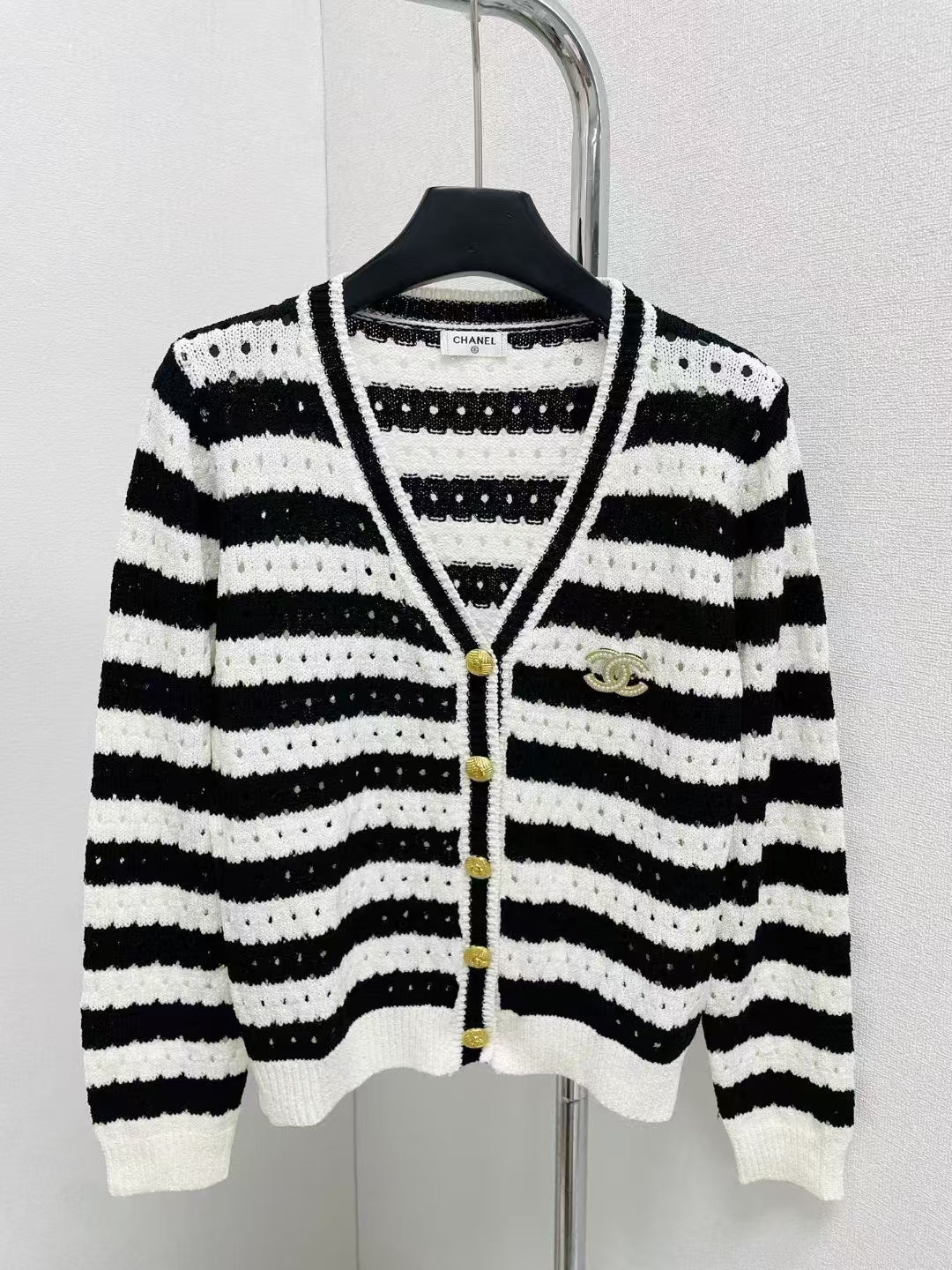 CC new contrast striped sweater