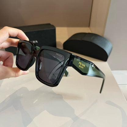 High-end fashion, must-have sunglasses for driving and traveling