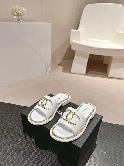 CC new pearl sandals