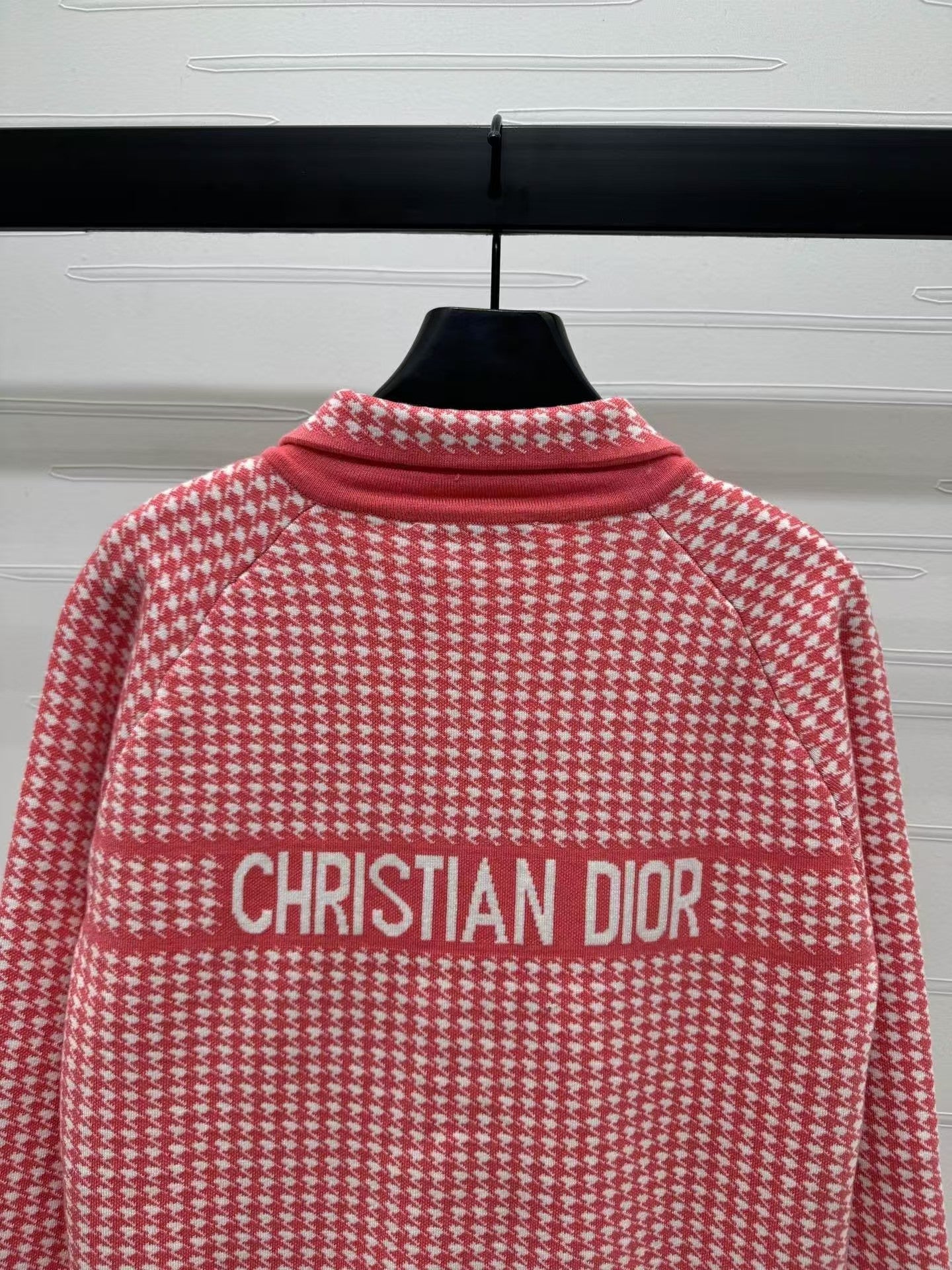 DD new checkered knitted jacket