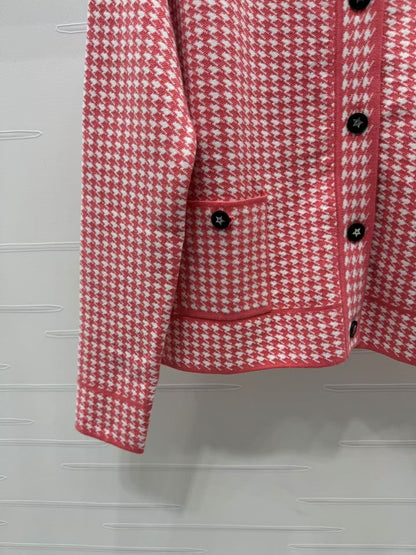 DD new checkered knitted jacket