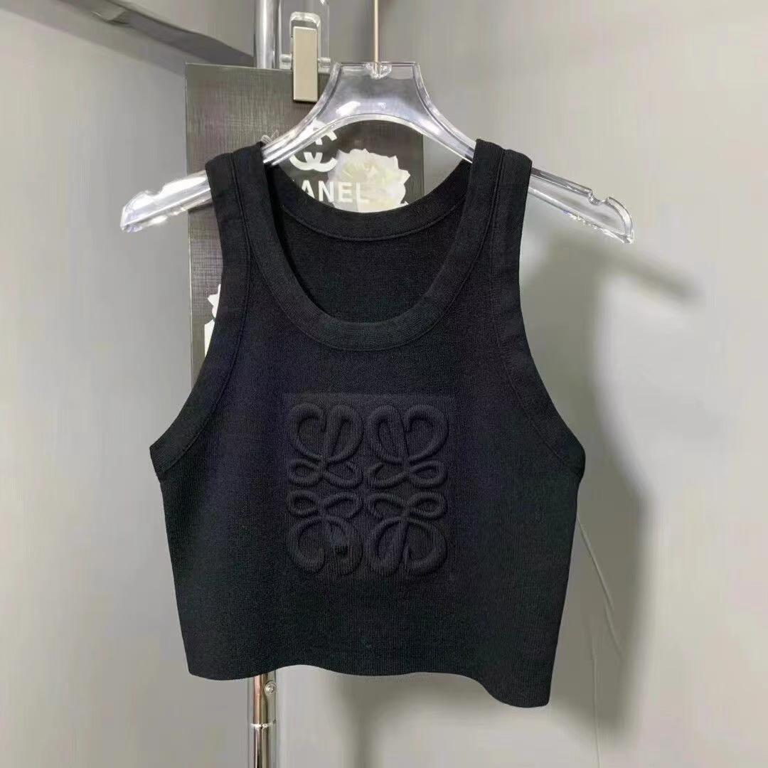 Simple 3D logo printed vest6