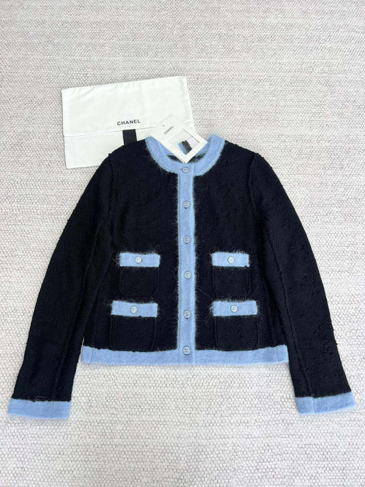 Blue contrast cardigan