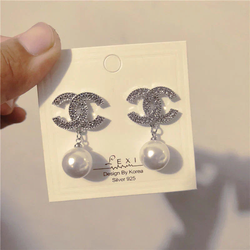 Ladies New Rhinestone Pearl Earrings