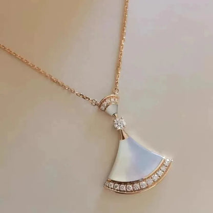 Noble Ladies Fashion Necklace