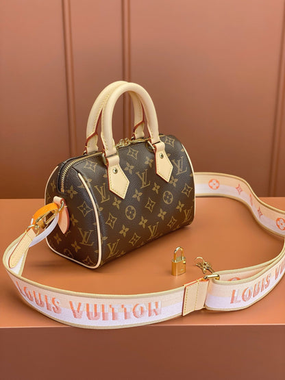 Speedy Bandoulière 20 Monogram Handbags