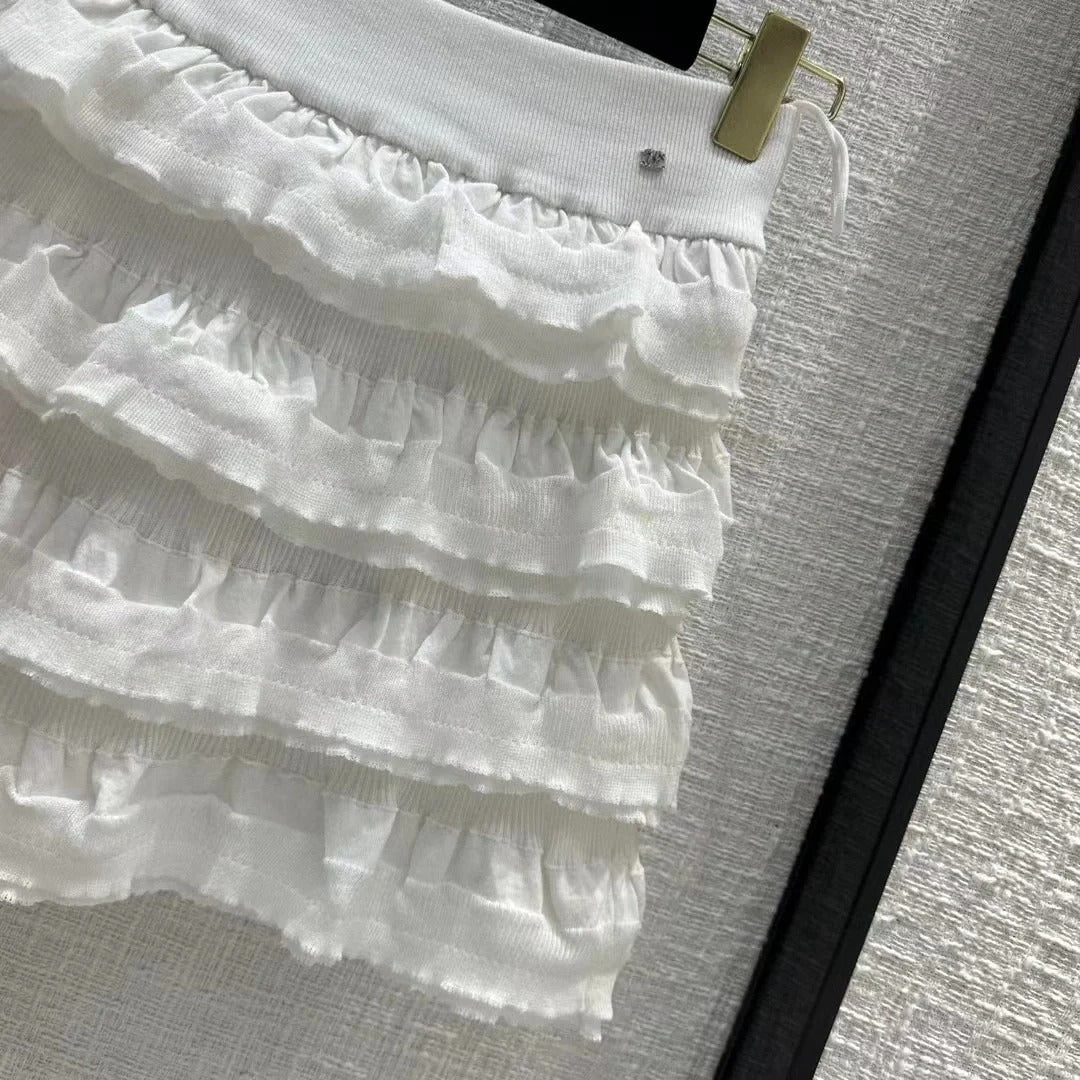 White cake skirt