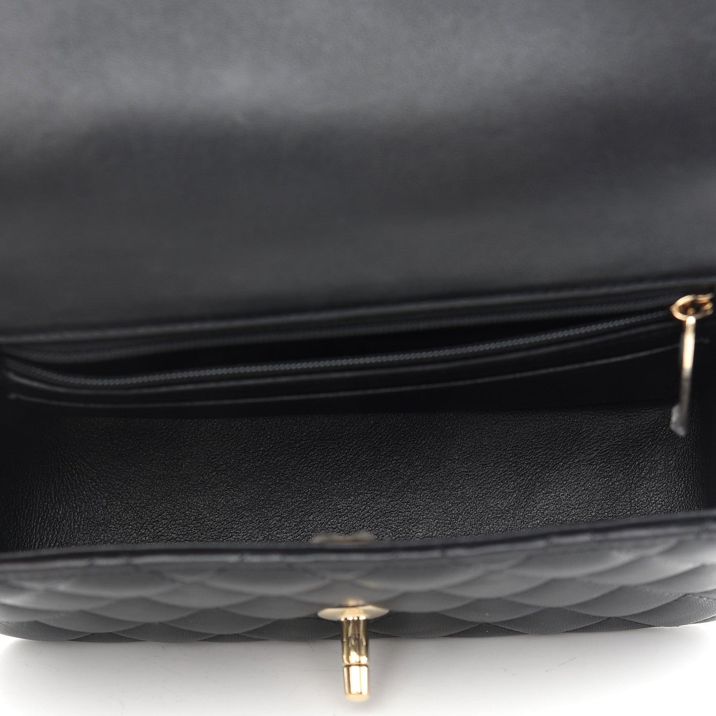 CC Mini Top Handle Flap in Black（20x13x9cm）