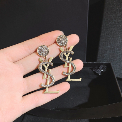 Women's High-End Fashion Earrings