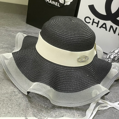 Ladies New Fashionable Wavy Edge Large Brim Sun Hat