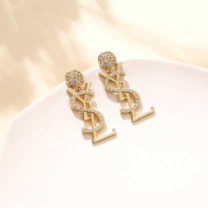 Ladies Fashionable And Exquisite Rhinestone Earrings