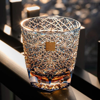 High-End Crystal Hand-Carved Whiskey Glass