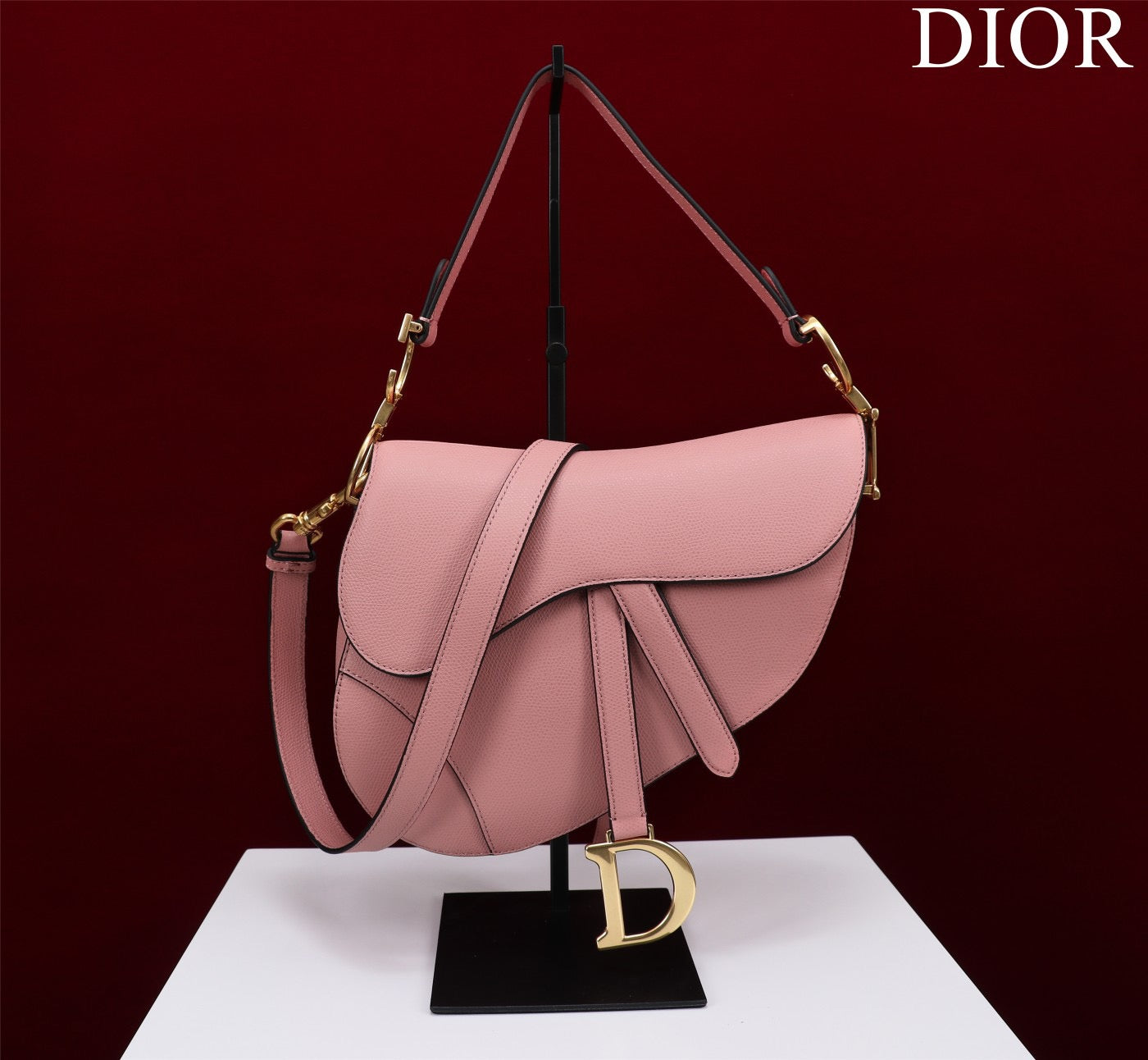 Indulge in Luxury: Iconic Handbags for the Discerning Woman