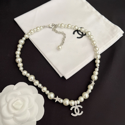 Ladies High-end Exquisite Pearl Necklace