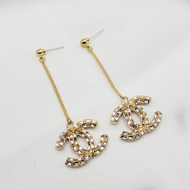 Women's Fashionable And Exquisite Earrings