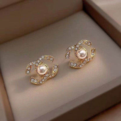 Ladies New Pearl And Rhinestone Earrings