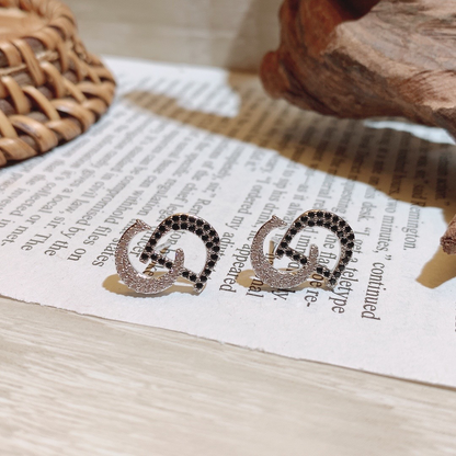 Ladies Fashionable Simple Versatile Earrings