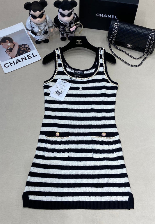 24FW NEW CC contrast striped vest dress