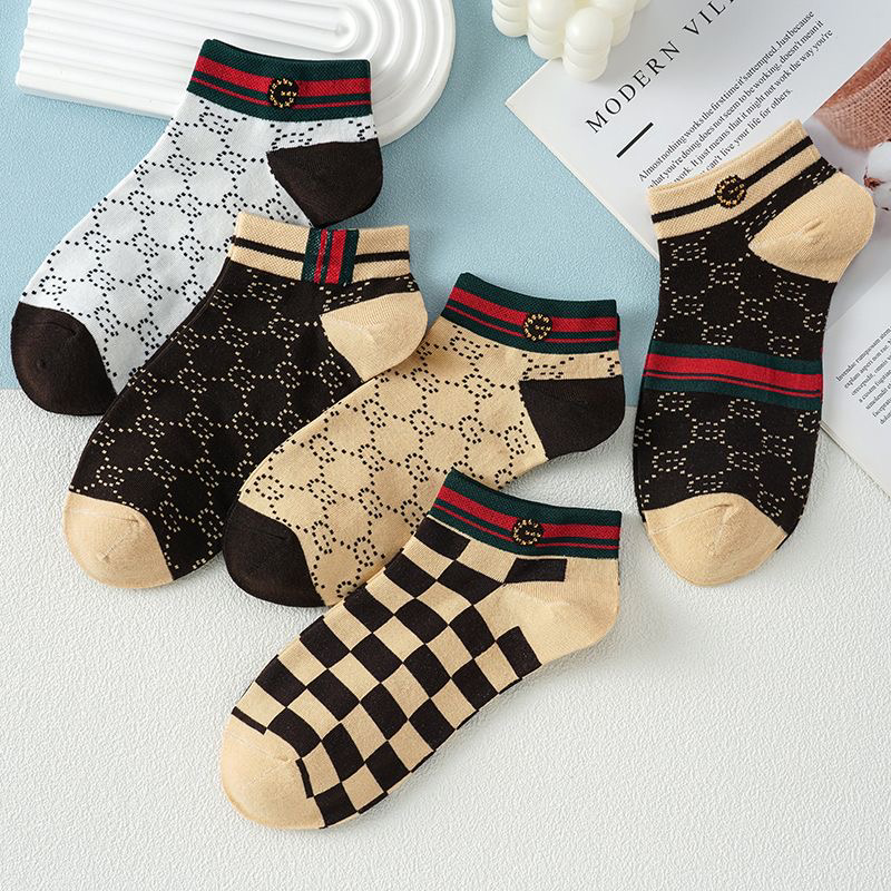 Ladies New Fashion Short Socks