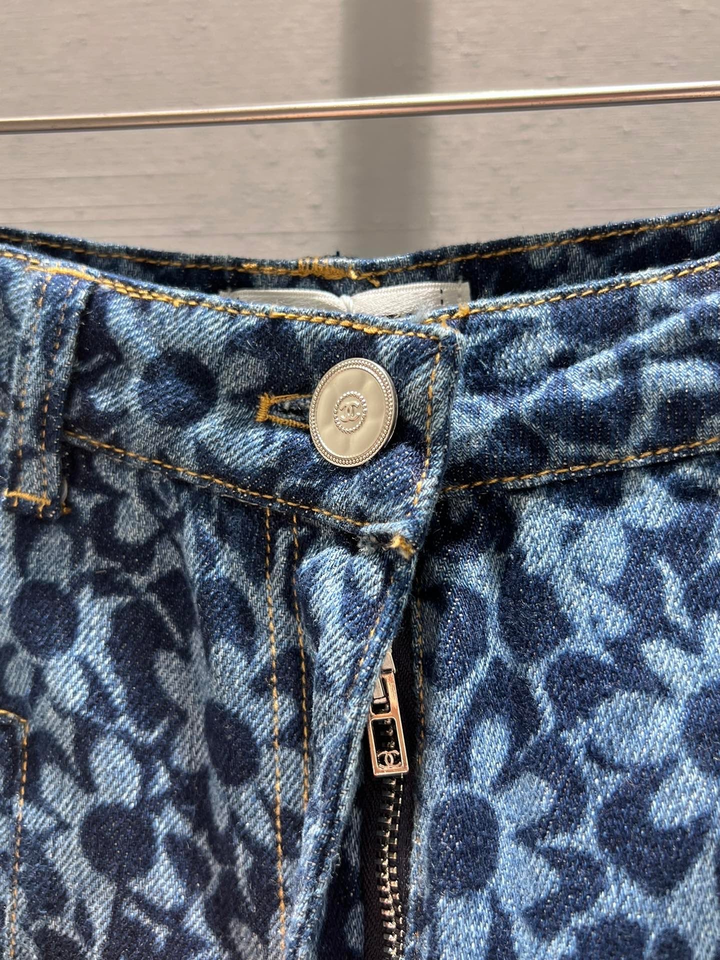 24FW NEW CC floral logo print denim a-line shorts