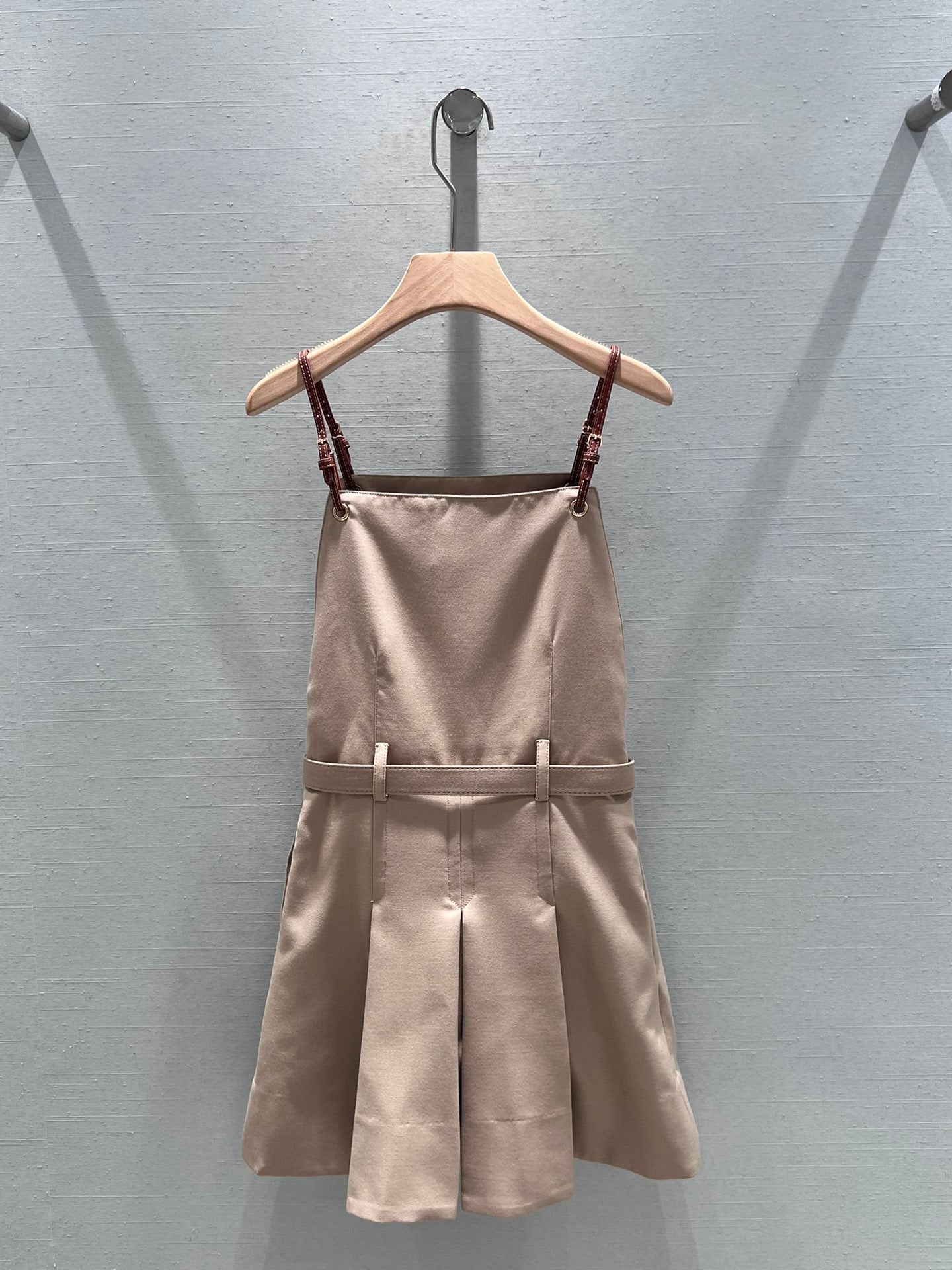 24FW NEW MM metal letter belt leather suspender dress