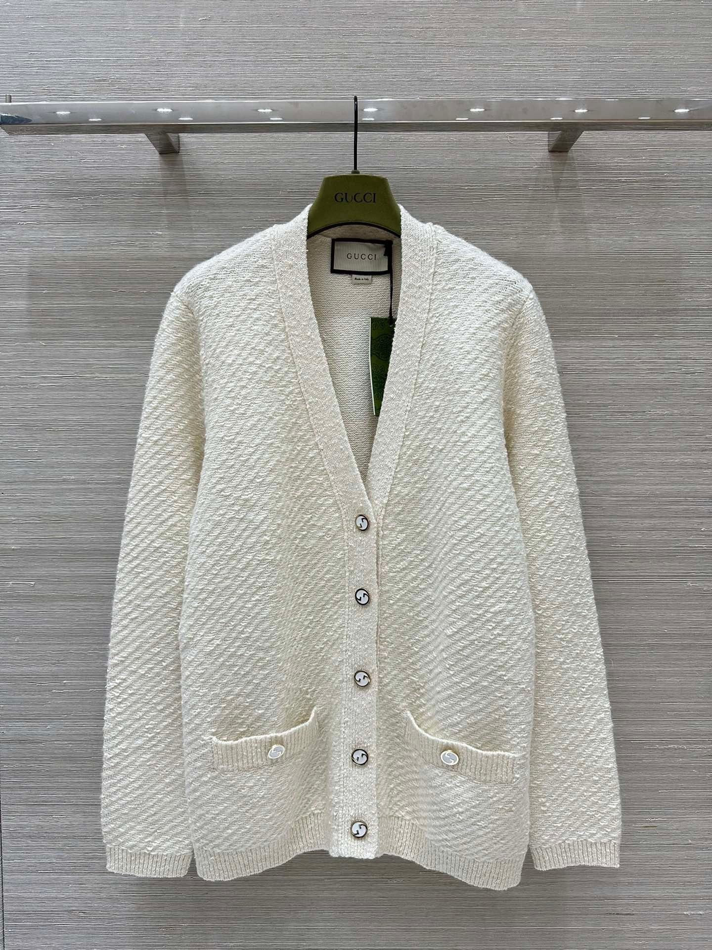 24FW NEW GG v-neck cardigan