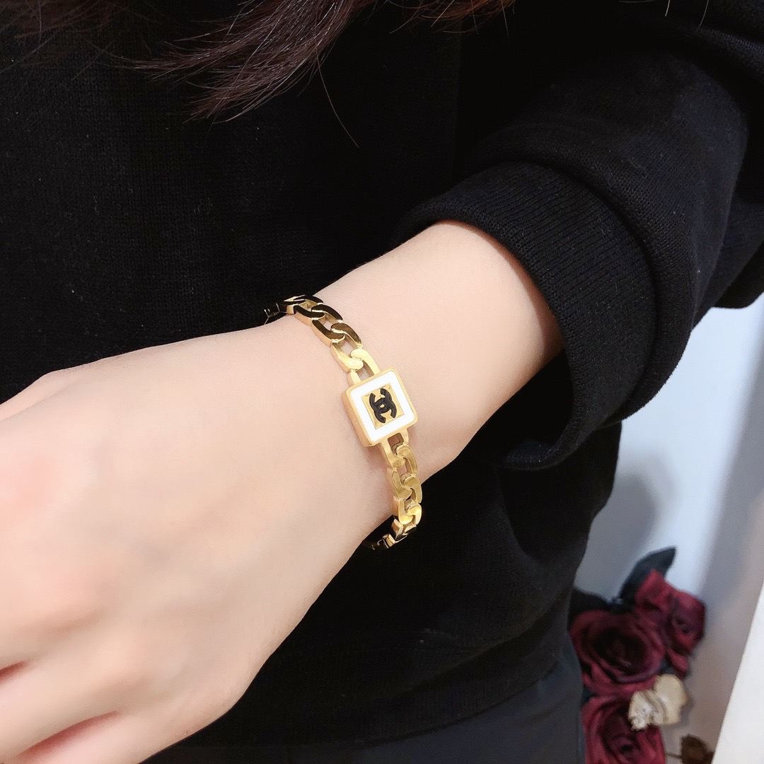 High-end, Exquisite And Versatile Bracelet For Women