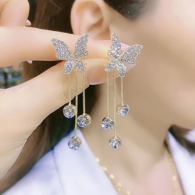 Ladies New Fashion Rhinestone Earrings