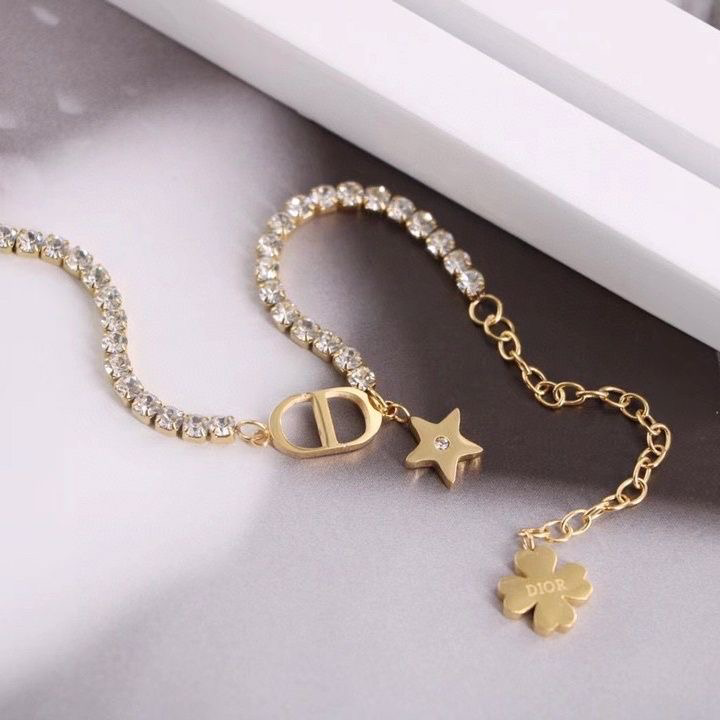 Women's Elegant Light Luxury Niche Design Bracelet