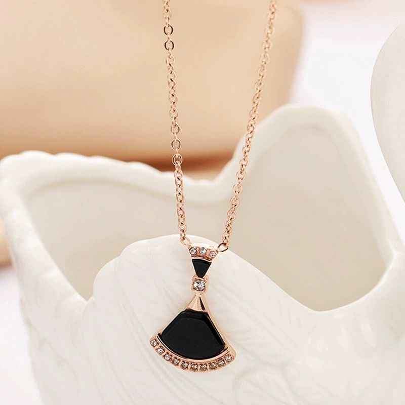 Noble Ladies Fashion Necklace