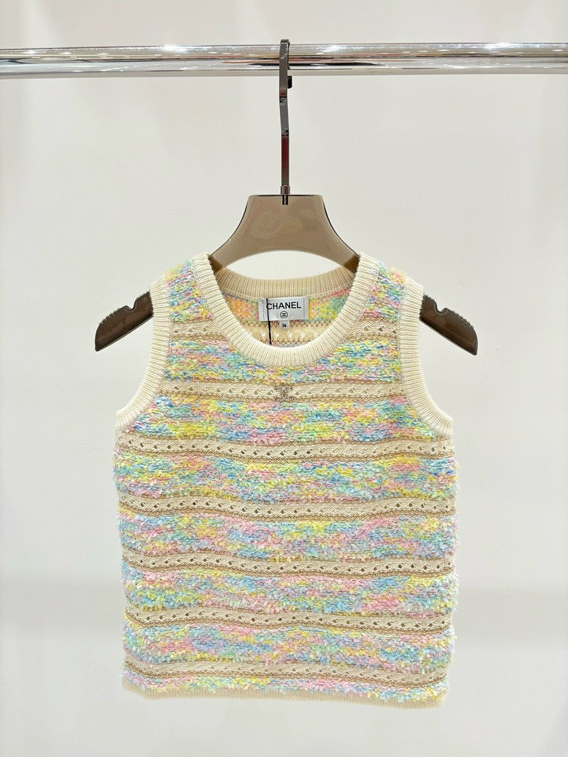 Colorful textured yarn knitted vest