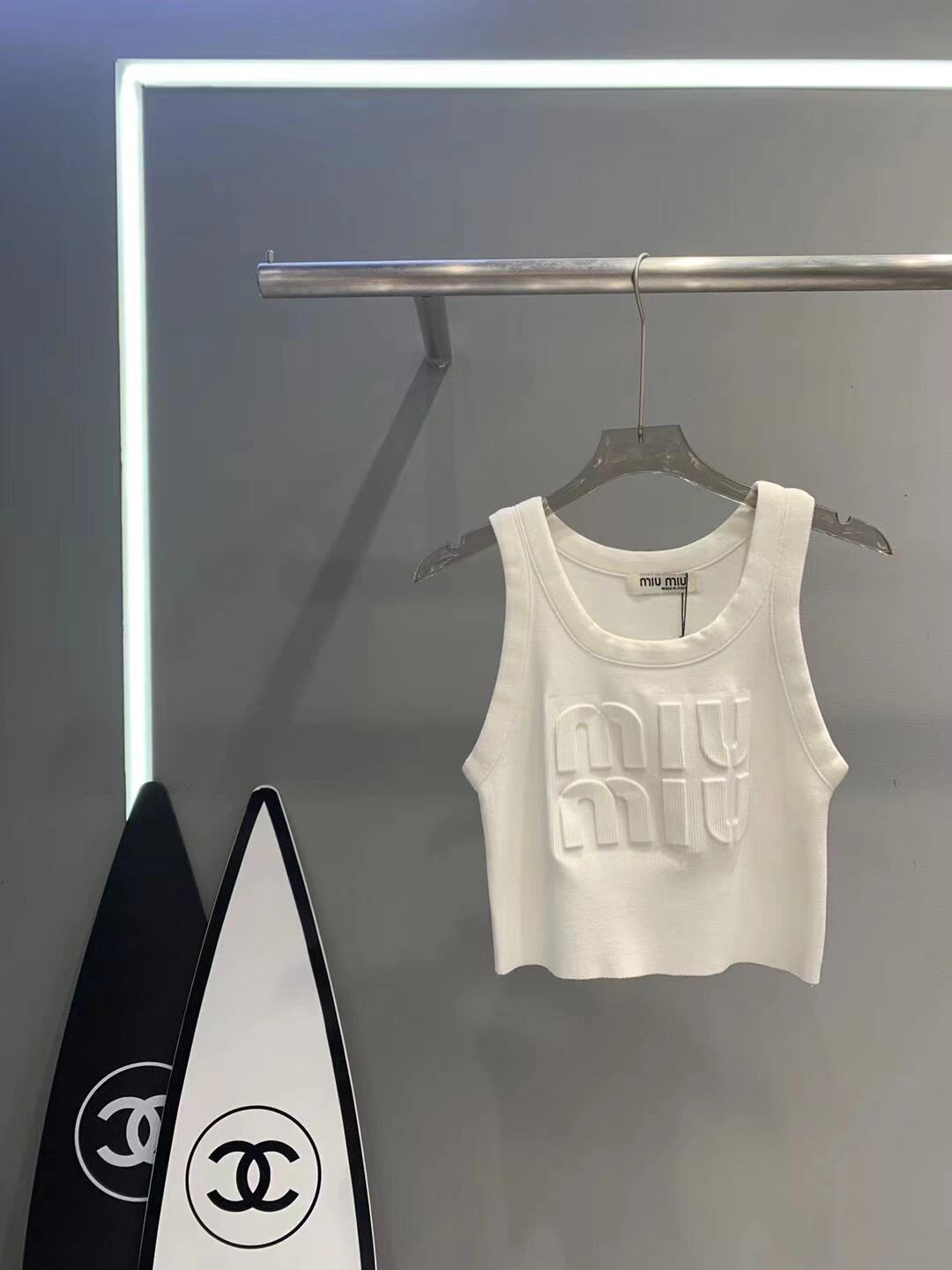 Fashion 3D logo print camisole